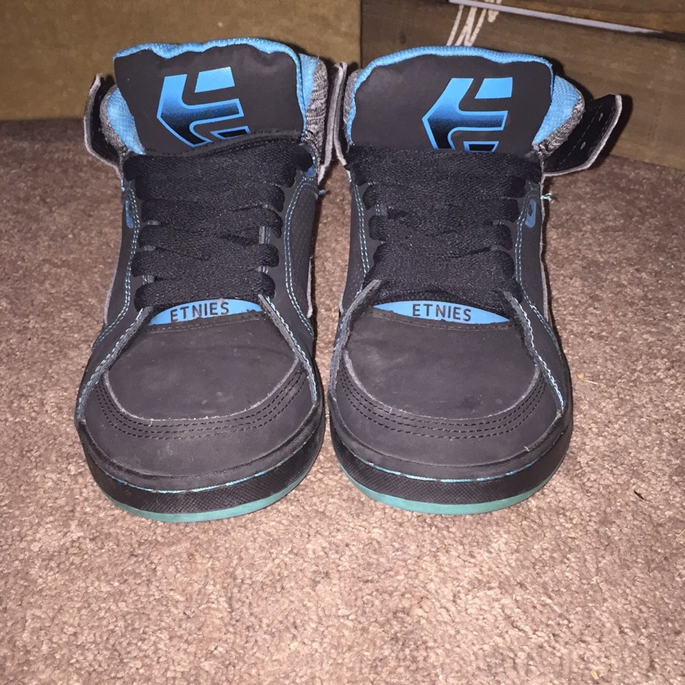 Etnies high tops